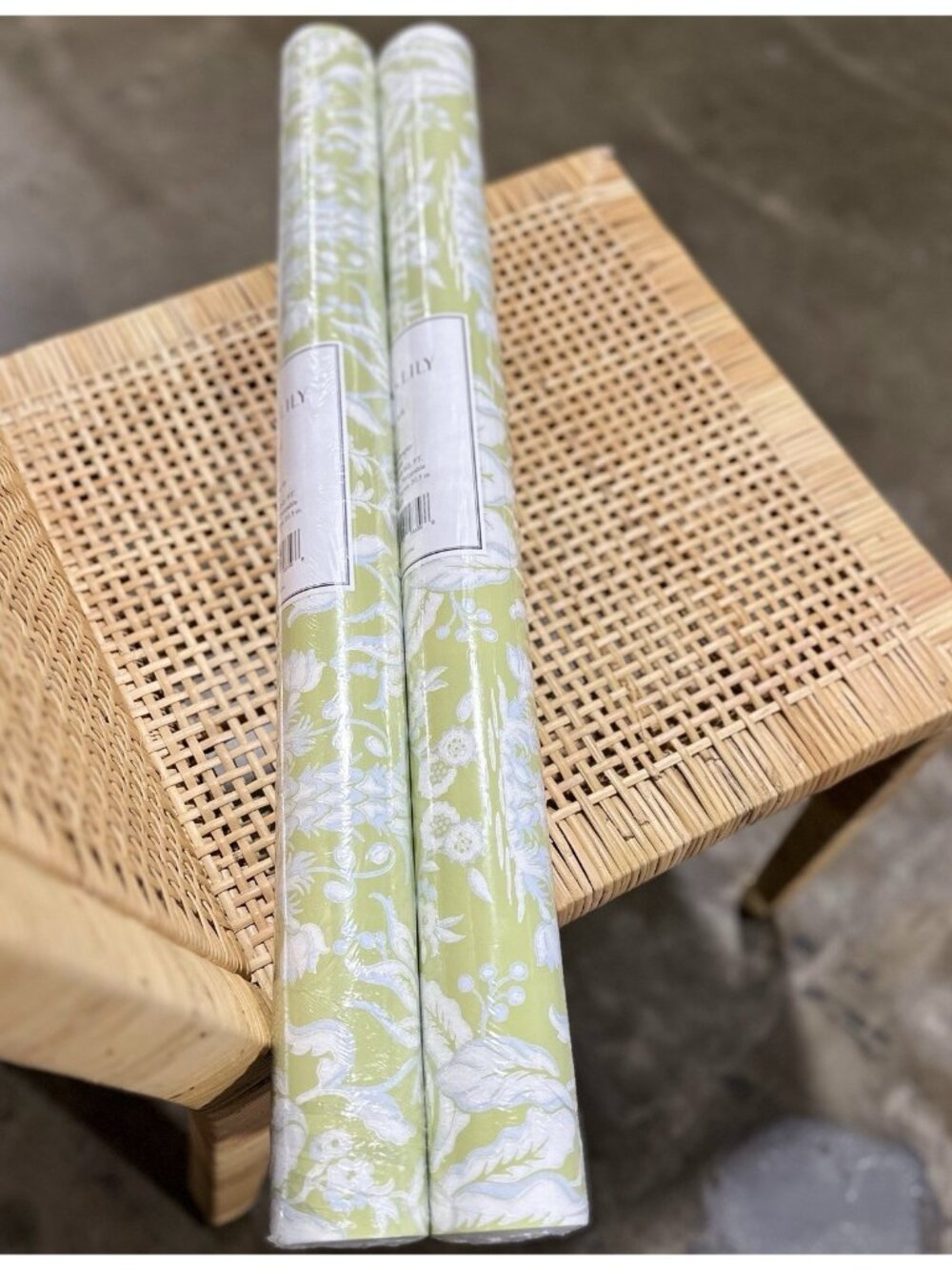NEW Serena & Lily Palm Royal Wallpaper-Pear Green/Sky Blue